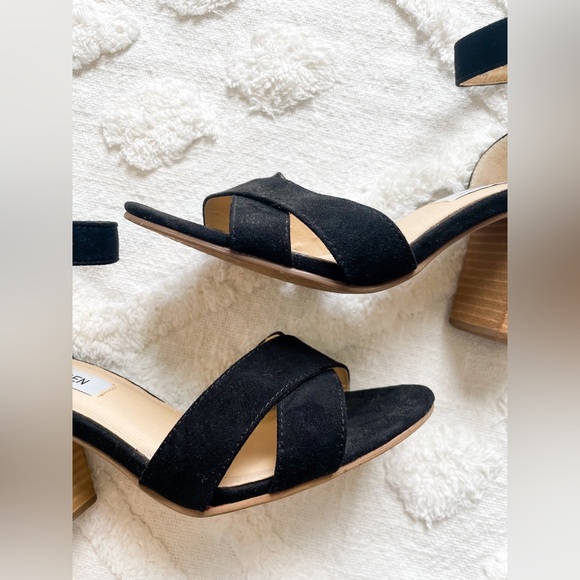 Steve Madden, chunky heel black sandals with cross toe, women’s size 7.5 - Picture 4 of 11
